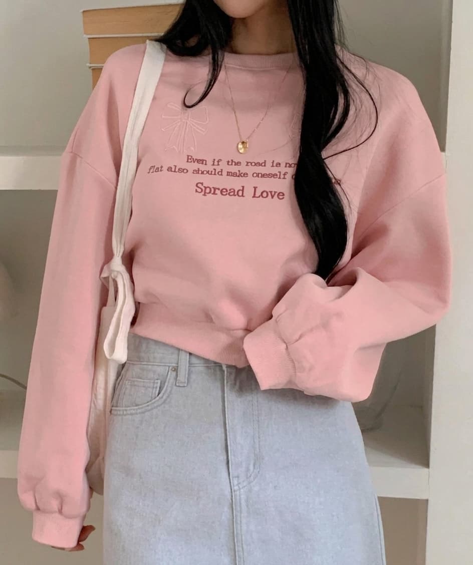 Buzo corto con bordado oversize