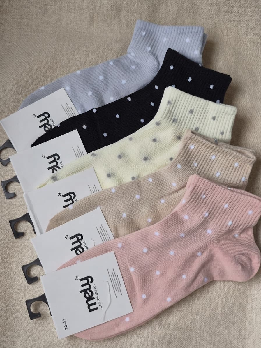 Medias cortas para mujer a lunares